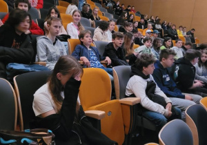 Uczniowie podczas spotkania