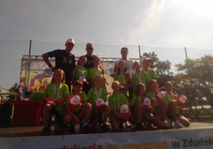 Zdjęcie grupowe uczestników zawodów