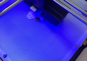 Drukarka 3D podczas pracy