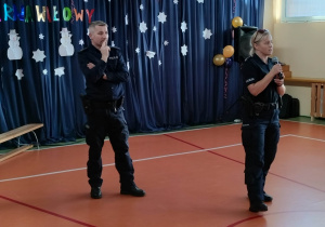 Policjanci podczas pogadanki