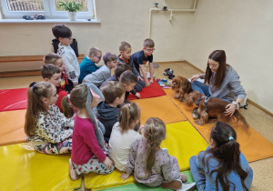 Uczniowie podczas zajęć