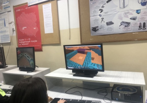 Uczniowie wykonują w Minecraft kwadraty Fibonacciego