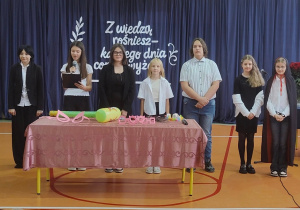 Uczniowie podczas przedstawienia