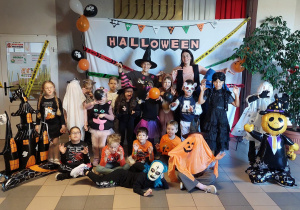 Poprzebierani uczniowie