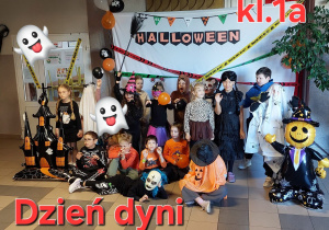 Poprzebierani uczniowie