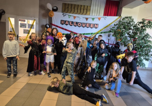 Poprzebierani uczniowie