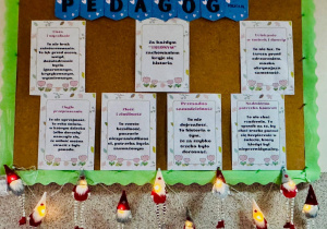 Ozdoby świąteczne w szkole