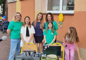 Uczennice podczas pikniku
