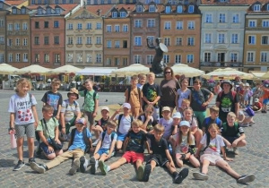 Uczniowie na wycieczce w Warszawie