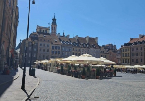 Uczniowie na wycieczce w Warszawie